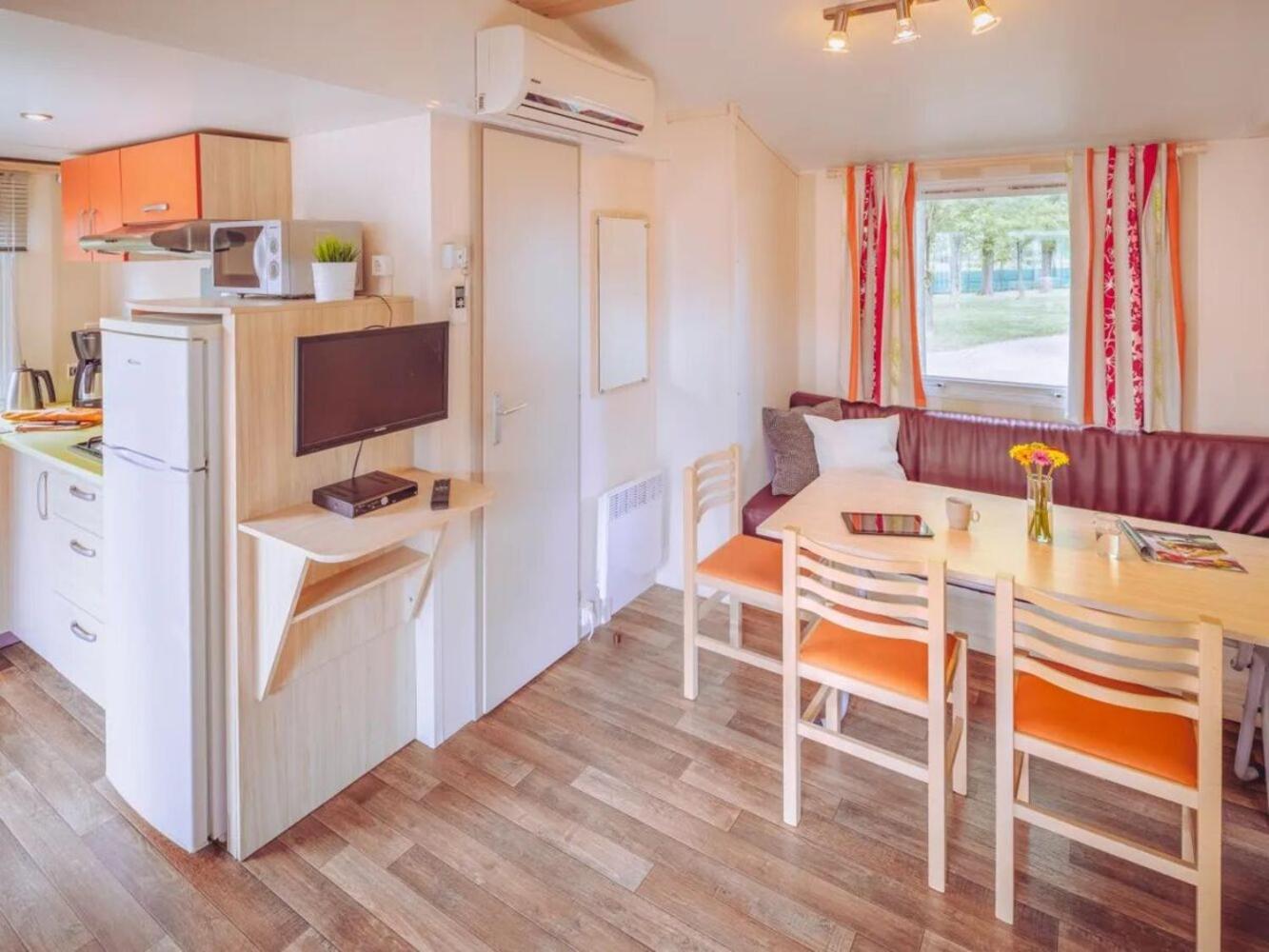 Camping Bi-Village - Roan Valbandon 객실 사진